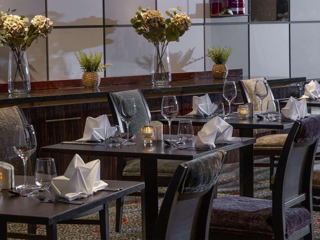Stratford Manor Hotel المطعم الصورة